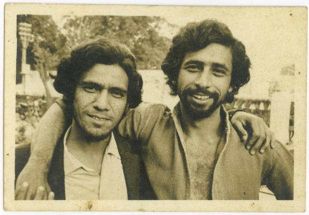 NASEERUDDIN SHAH-Kid-Baby-Rare-Unseen-Vintage-Old-Picture-Photo-Bollywoodirect-Mother-Family-Om Puri-Theatre-NSD-National School Of Drama-FTII