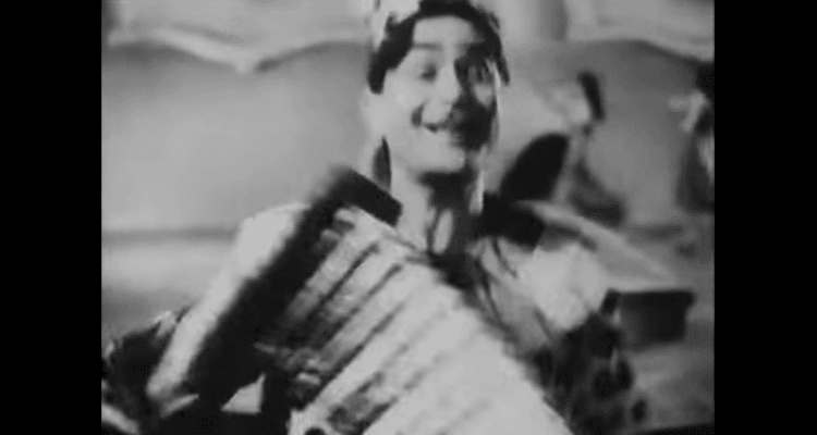 Bahurupiya - Has Kar Hassa-1963-Video-Song-Film-Movie-Shankar Jaikishan-Shailendra-Bollywodirect