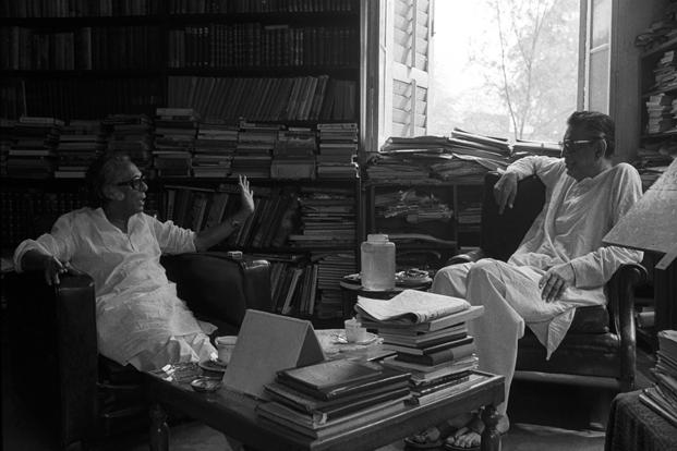 Mrinal Sen-Filmography-Biography-Film List-Download-Interview-Awards-Best Scenes-Bollywoodirect-Satyajit Ray