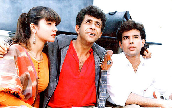 Naseeruddin Shah with Pooja Bhatt and Atul Agnihotri in "Sir"_Bollywoodirect