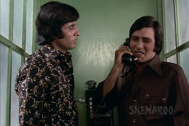Amitabh Bachchan and Vinod Khanna -Bollywoodirect-Article-films-songs-watch-free-online-movies-family-age-height-weight-upcoming