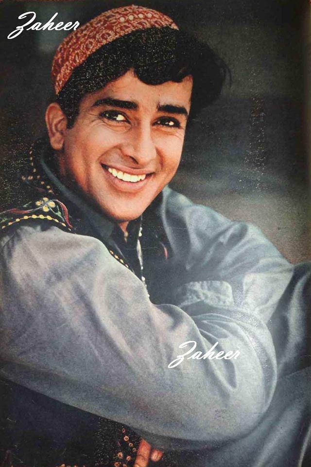 Shashi Kapoor-Watch-Movies-Online-Free-Songs-Download-rare-photos-interview-video-biography-filmography-bollywoodirect